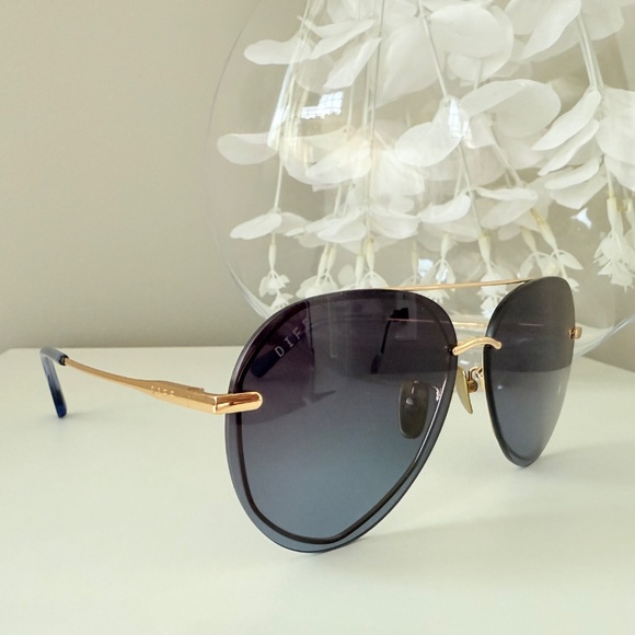 DIFF Lenox Aviator Sunglasses in Gold Blue Gradient - Picture 9 of 11